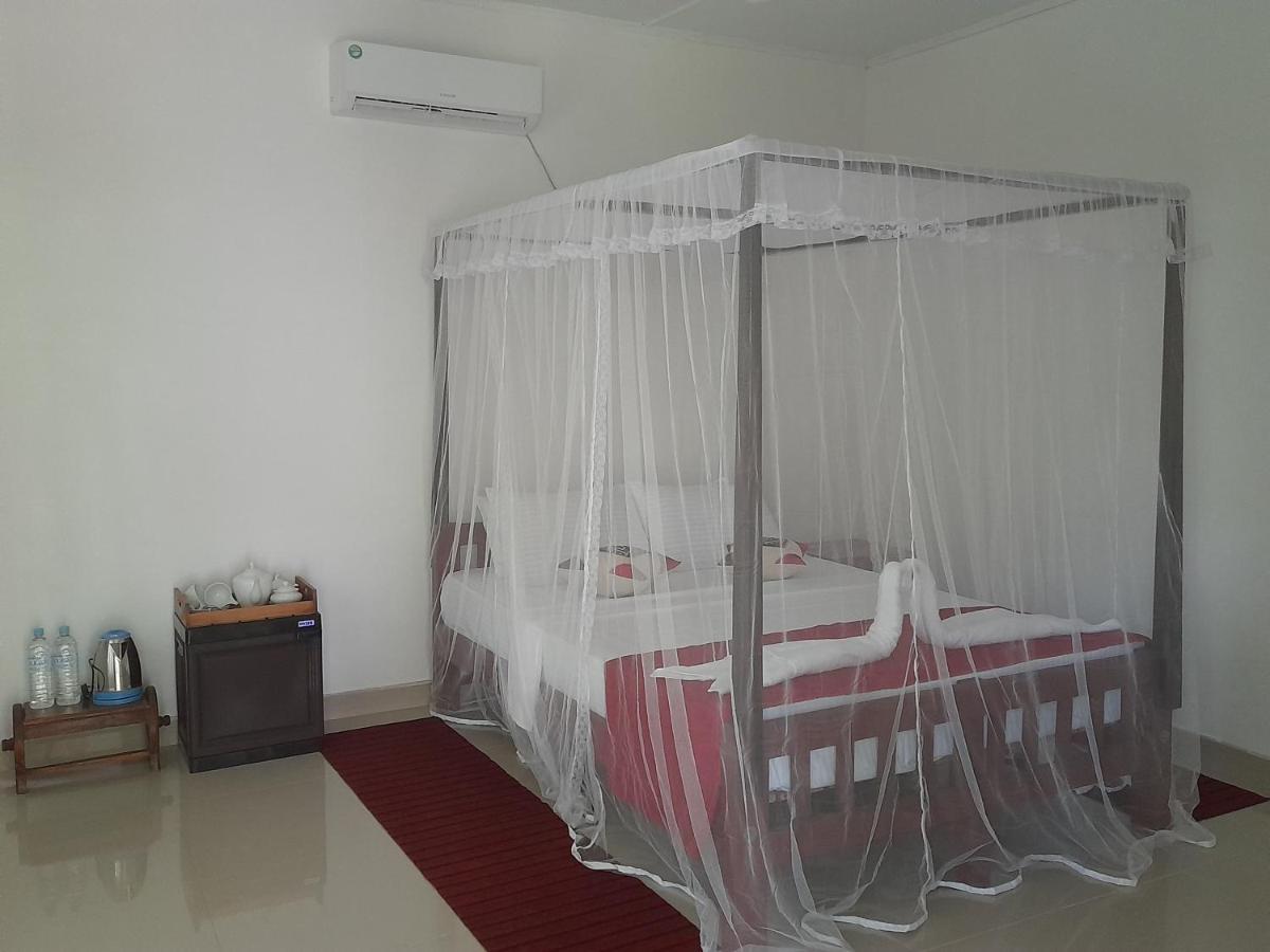 Yonara Green Rest Habarana Exterior photo